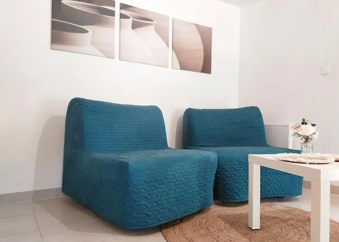 Studio Avignon Intra Muros Full Equipee R+2