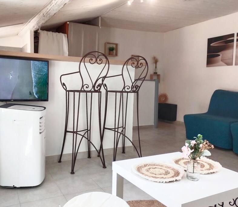 Appartement Intra Muros Full Equipee R+2 Avignon