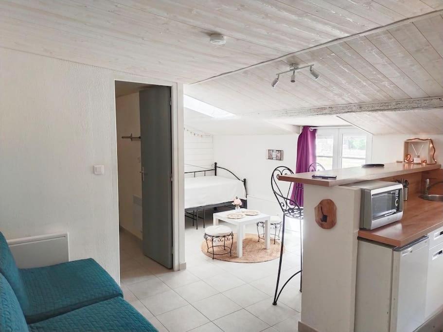 Intra Muros Full Equipee R+2 Appartement *